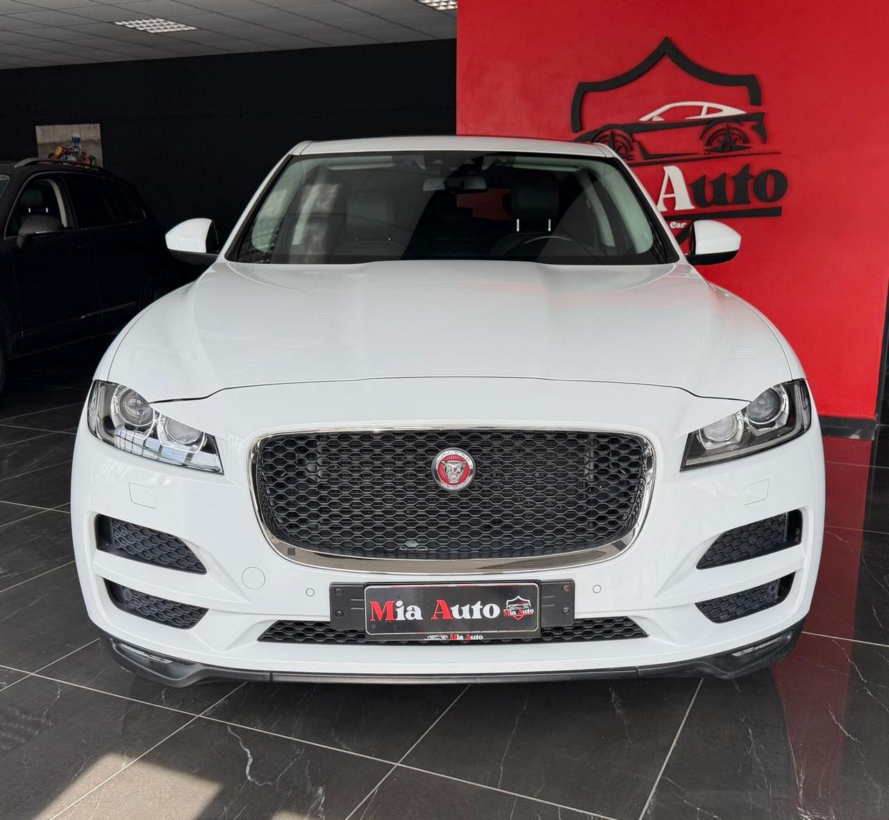 Jaguar F-Pace 2.0 D 180 CV AWD aut. Prestige