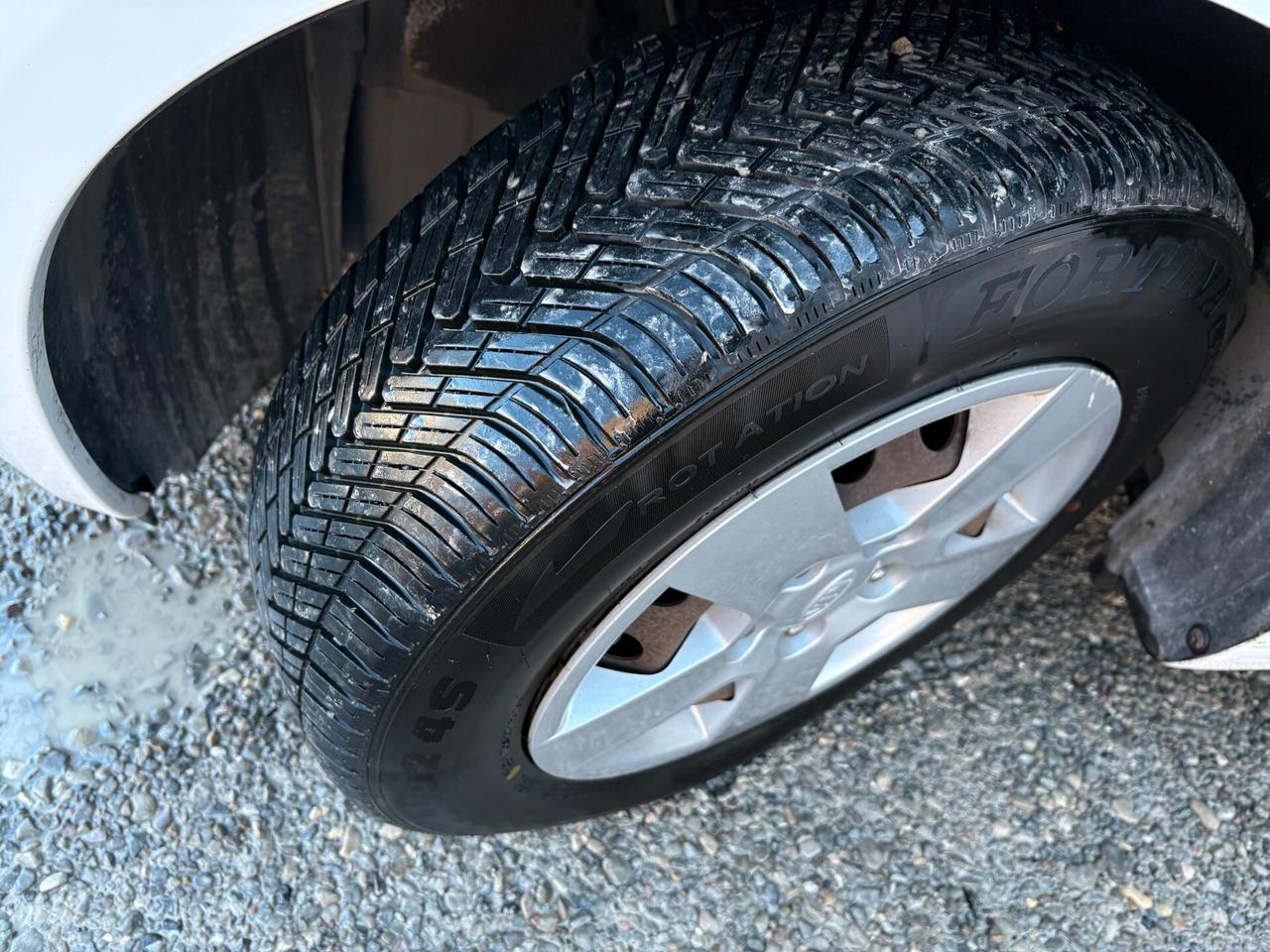 Kia Venga 1.4 CRDi 77CV -Gancio Traino