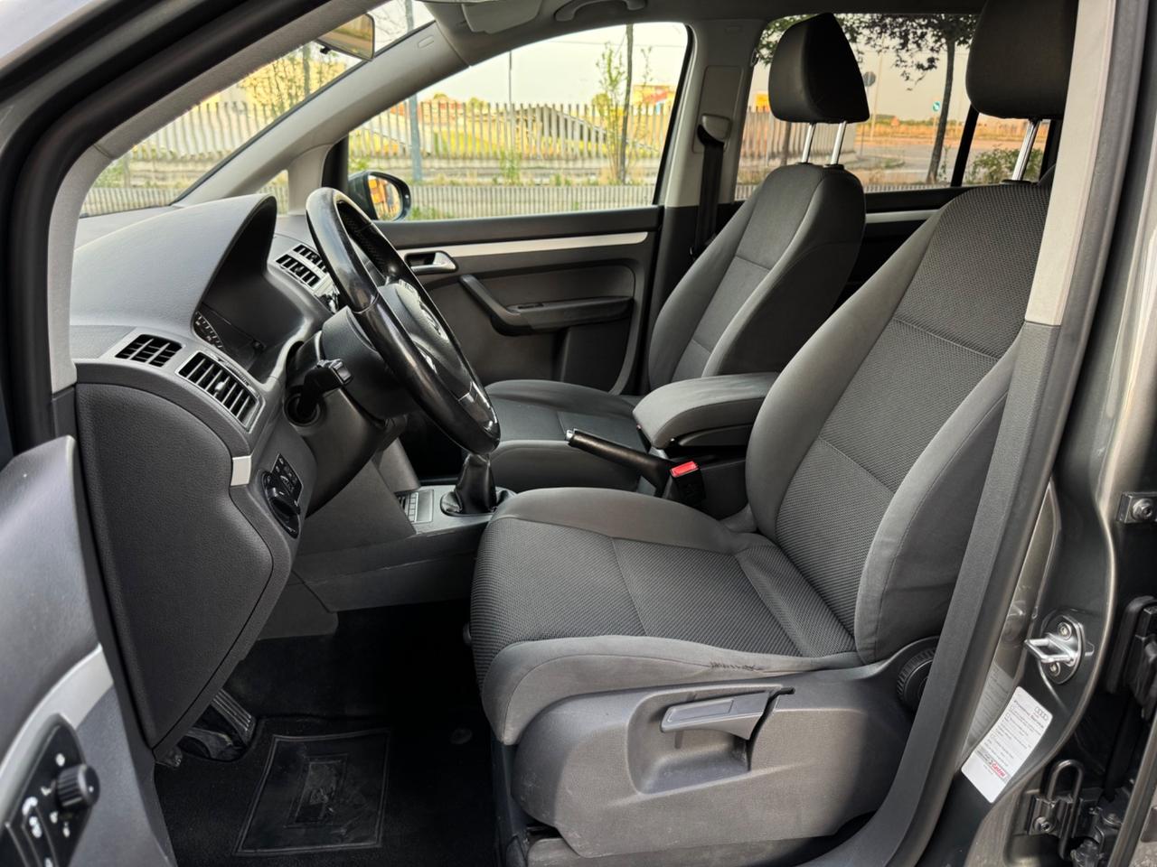 Volkswagen Touran 1.6 TDI 105cv 7 Posti Comfortline