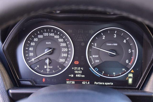 BMW 116 d 5p. Urban *TETTO, SEDILI RISCALDATI*