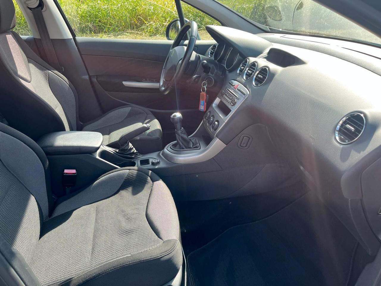 Peugeot 308 1.6 HDi 90CV 5p. Tecno