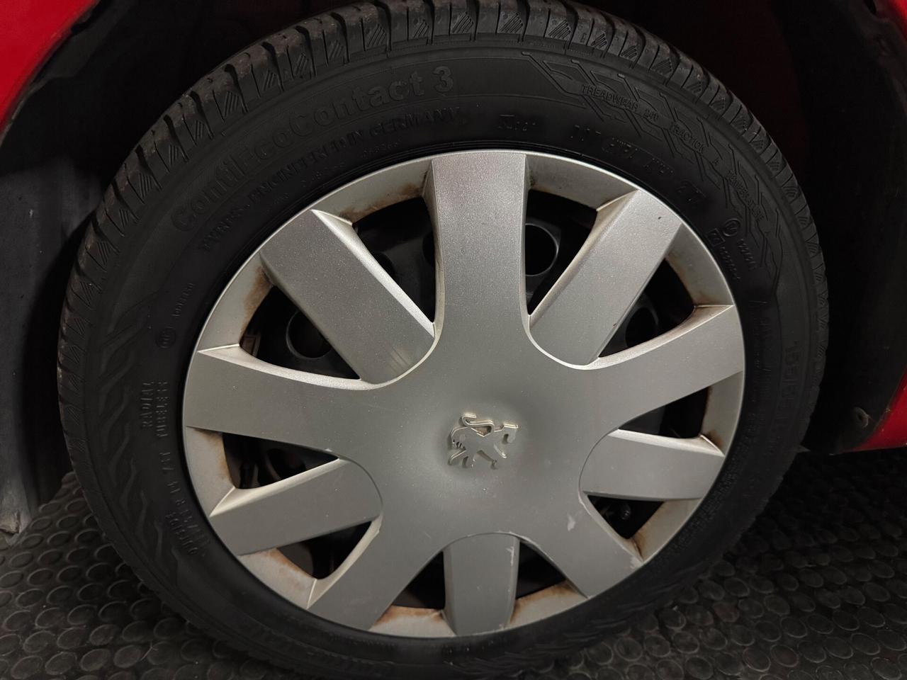 Peugeot 107 1.0 68CV 3p. Desir