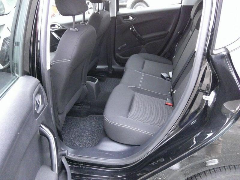 Peugeot 208 5p 1.6 bluehdi Active 75cv