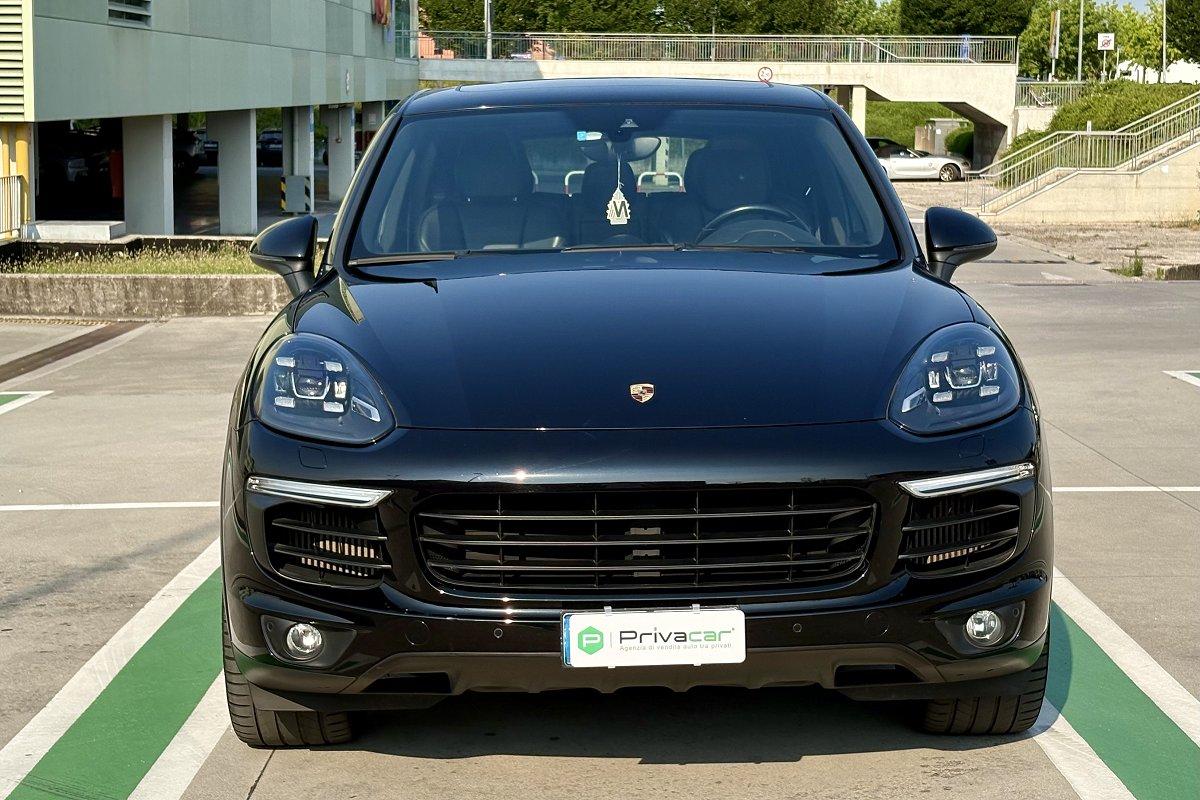 PORSCHE Cayenne 3.0 Diesel Platinum Edition