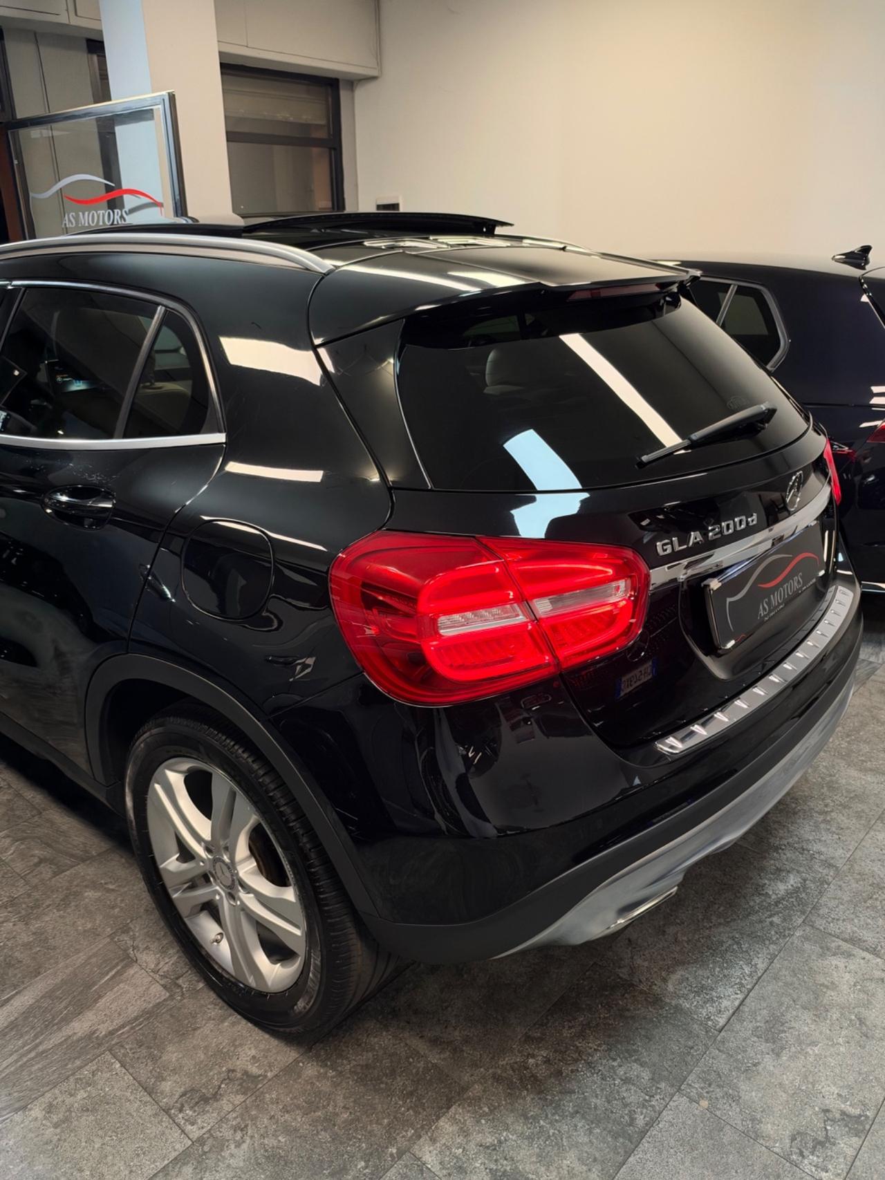 Mercedes-benz GLA 200 d Sport Tetto apribile