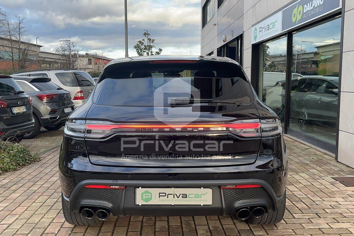 PORSCHE Macan 2.0