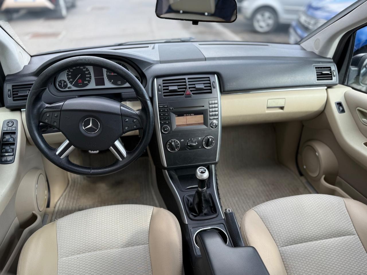 Mercedes-benz B 200 Sport 140cv