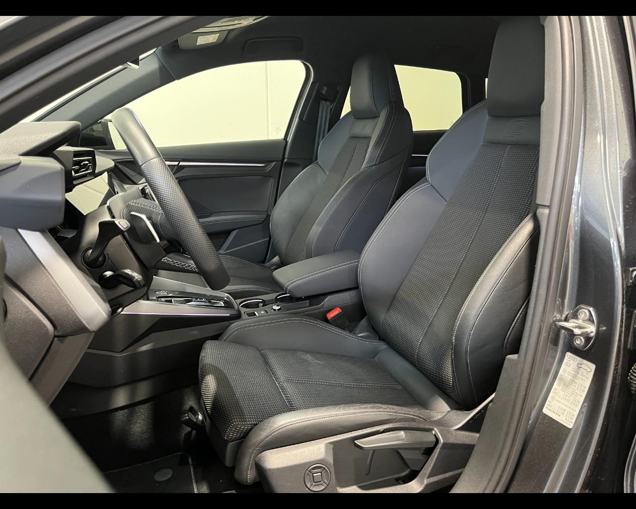 AUDI A3 SPORTBACK 35 TDI S-TRONIC S-LINE EDITION
