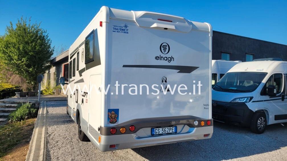 Elnagh T-Loft 532 con letti gemelli e dinette face to