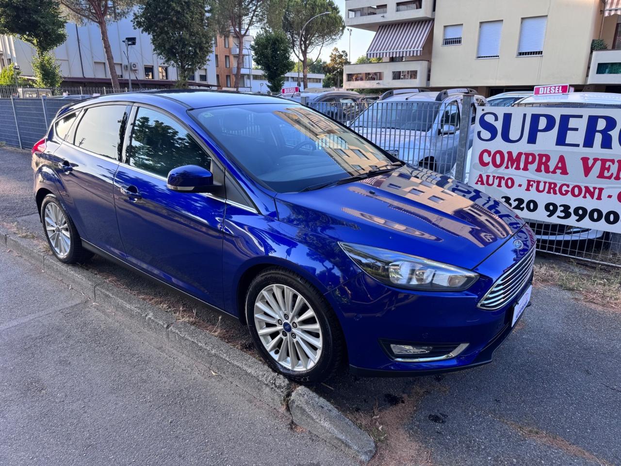 Ford Focus 1.5 TDCi 120 CV neopaten garanzia 12 mesi