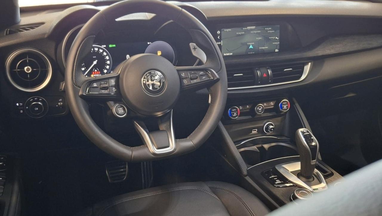 Alfa Romeo Stelvio 160cv restyling allestimento veloce