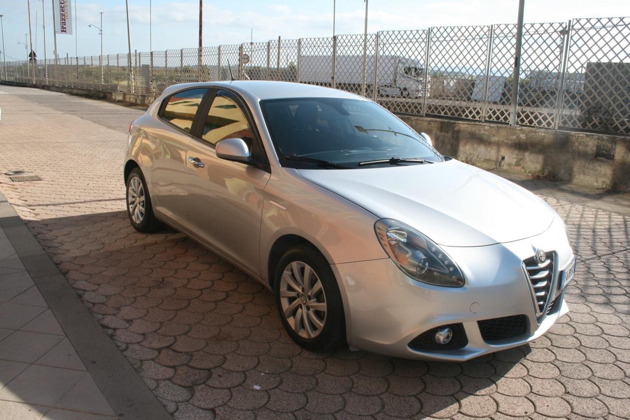 Alfa Romeo Giulietta 1.6 JTDm-2 120 CV Distinctive