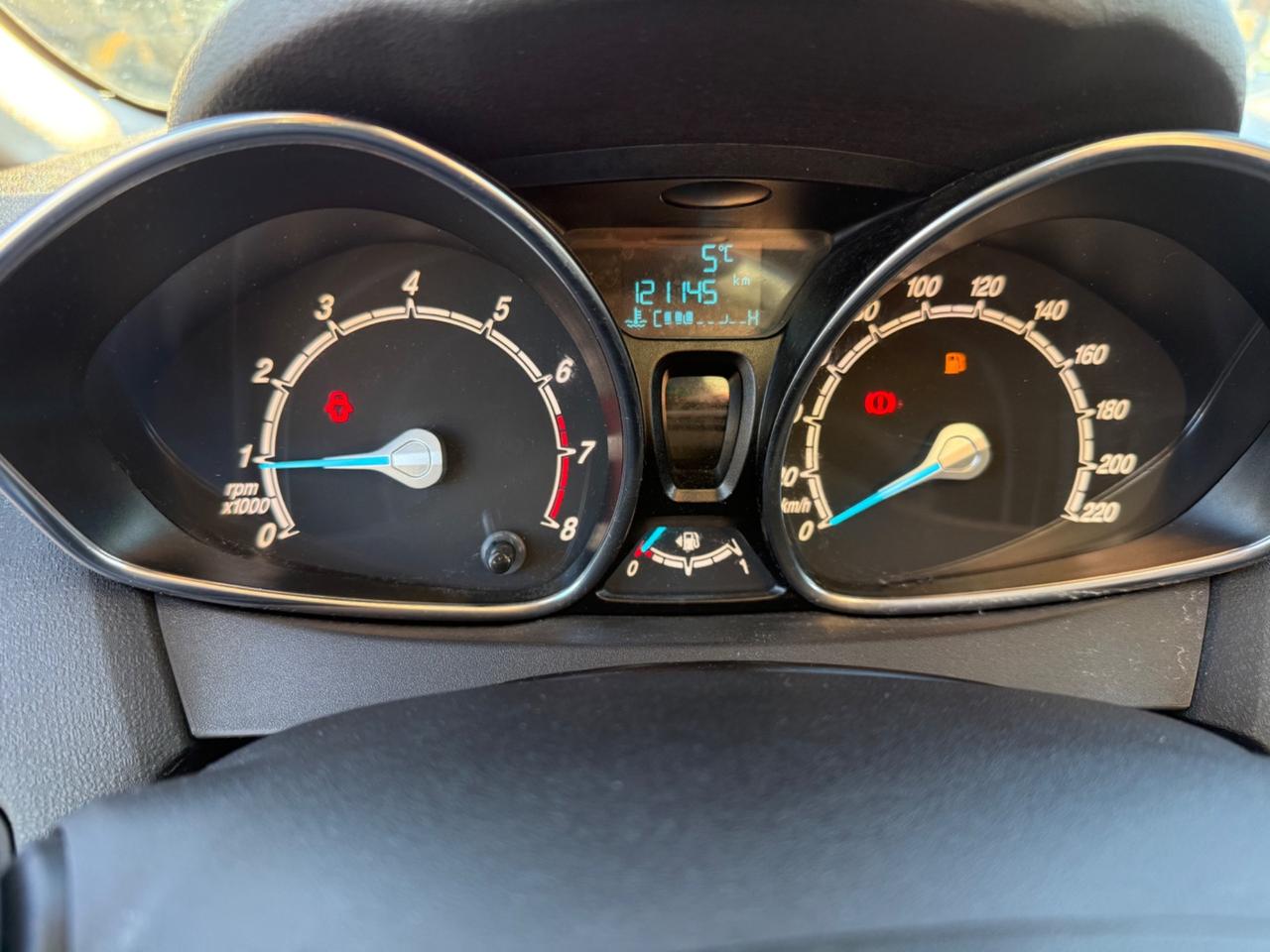 Ford Fiesta 1.0 80CV 5 porte Titanium OK NEOPATENTATI