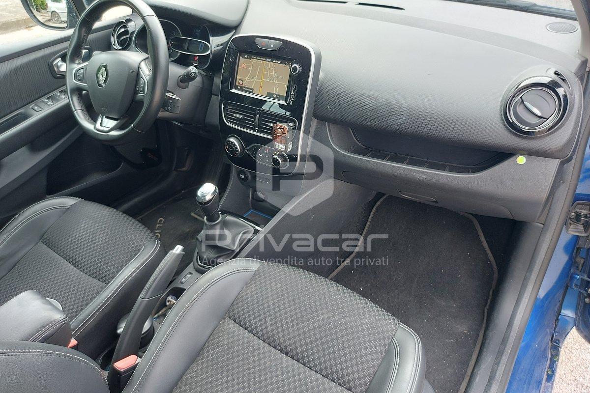 RENAULT Clio dCi 8V 75 CV 5 porte Moschino Intens