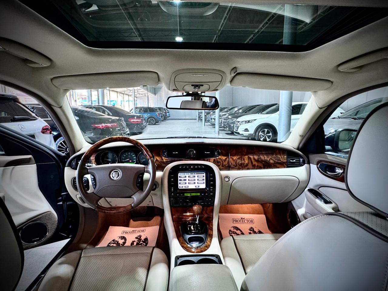 Jaguar XJ Sovereign