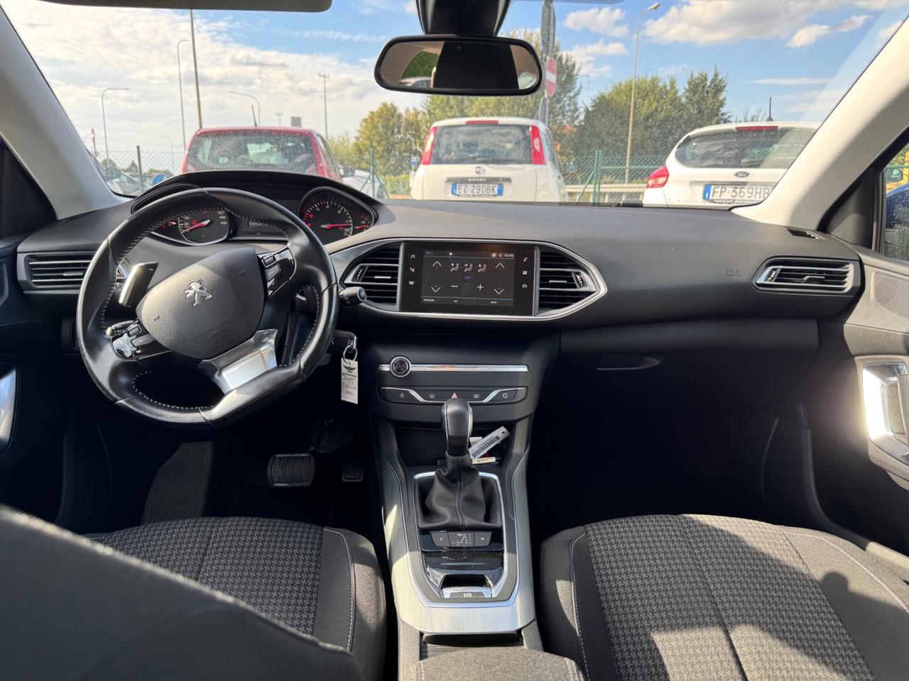 Peugeot 308 BlueHDi 130 S&S EAT8 SW Business
