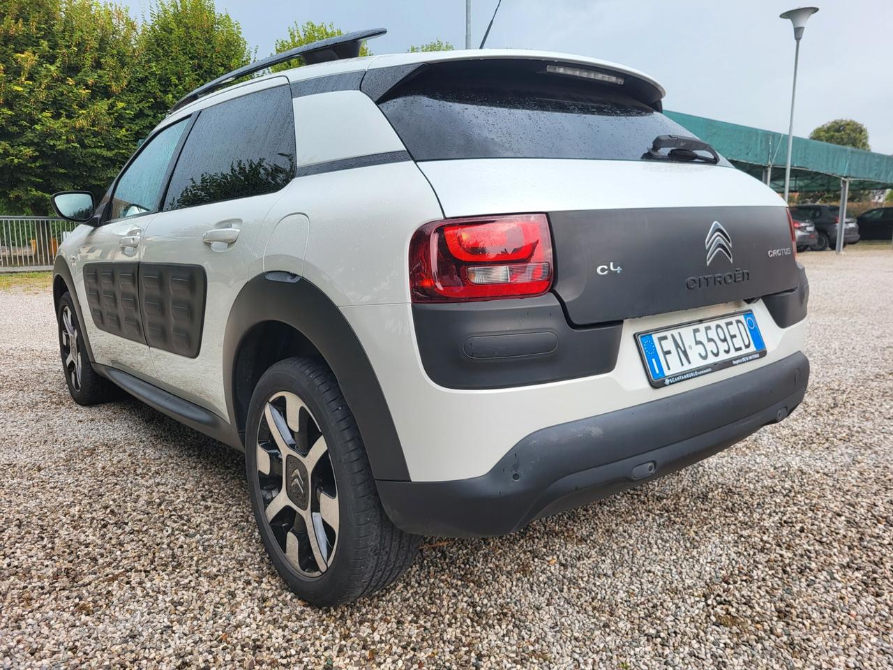 Citroen C4 Cactus PureTech 82 Shine
