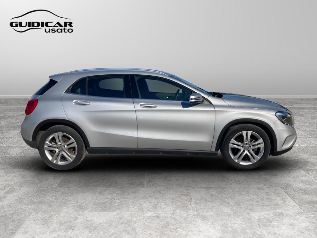 Mercedes-Benz GLA-X156 2014 - GLA 200 d (cdi) Sport