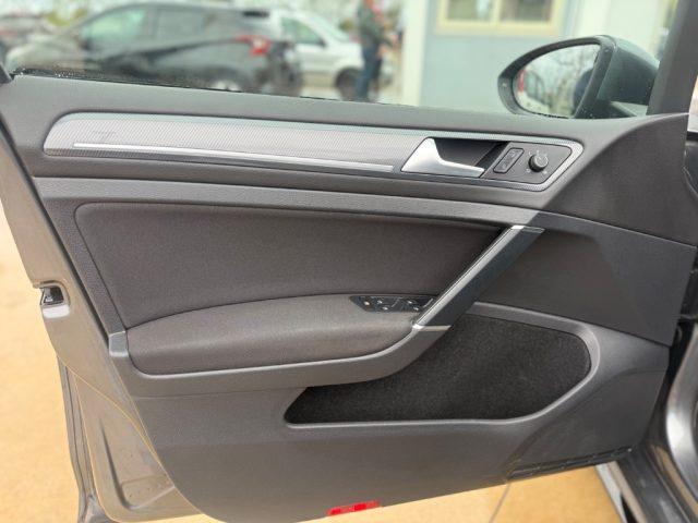 VOLKSWAGEN Golf 1.6 TDI 7.5 R-LINE UNICOPROPRIETARIO