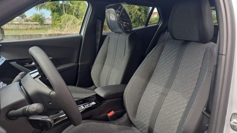 Peugeot 2008 1.2 PureTech 100 cv ALLURE