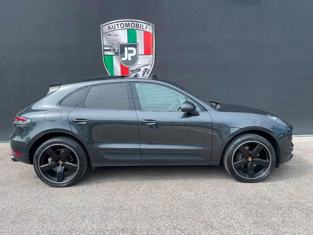 Porsche Macan 2.0 245cv RESTYLING pdk CHRONO PANORAMICO PASM