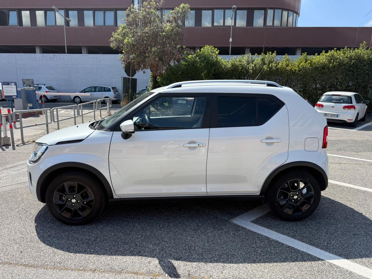 Suzuki Ignis 1.2 Hybrid Top