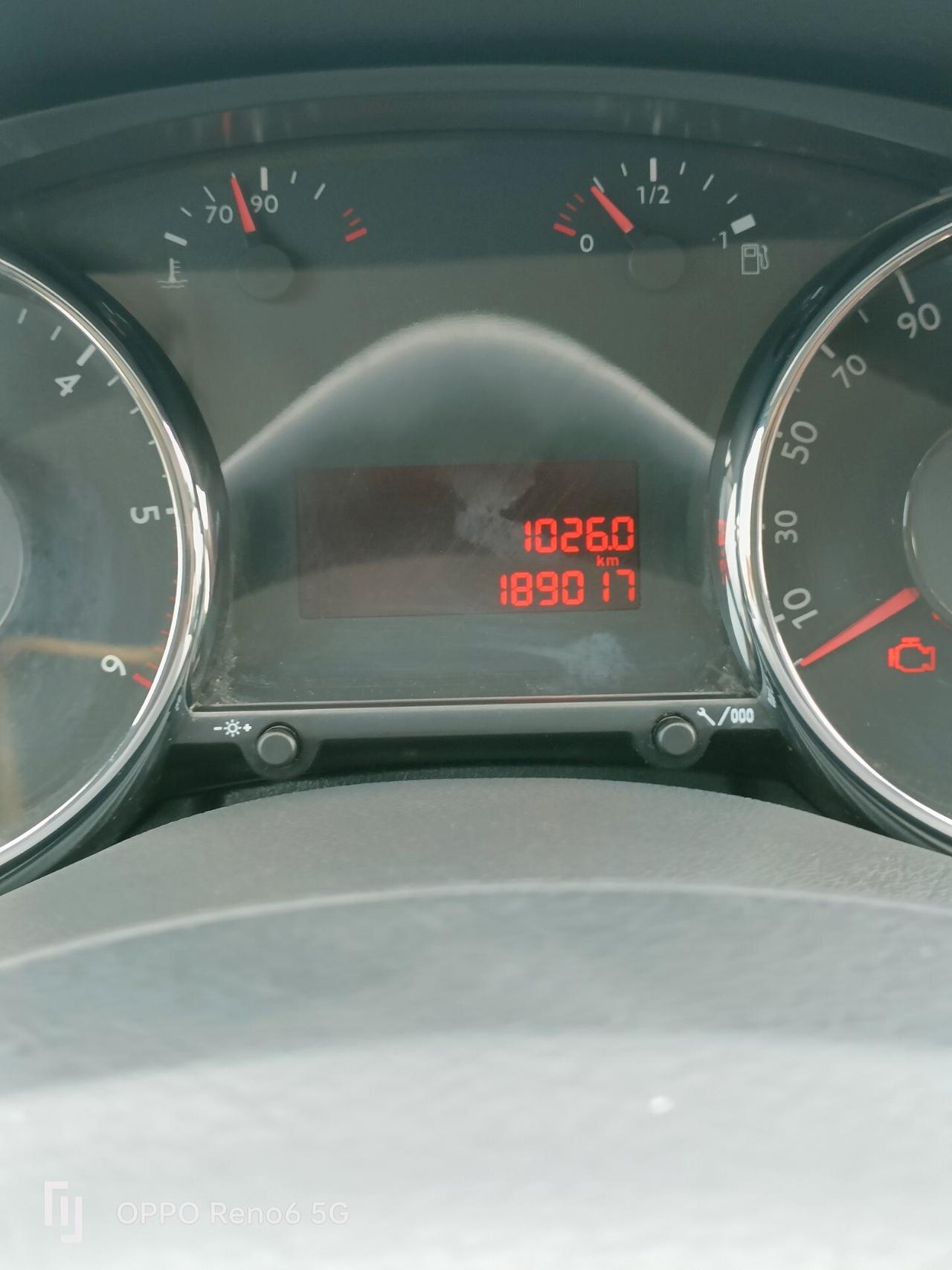 Peugeot 5008 BlueHDi 120 S&S Business