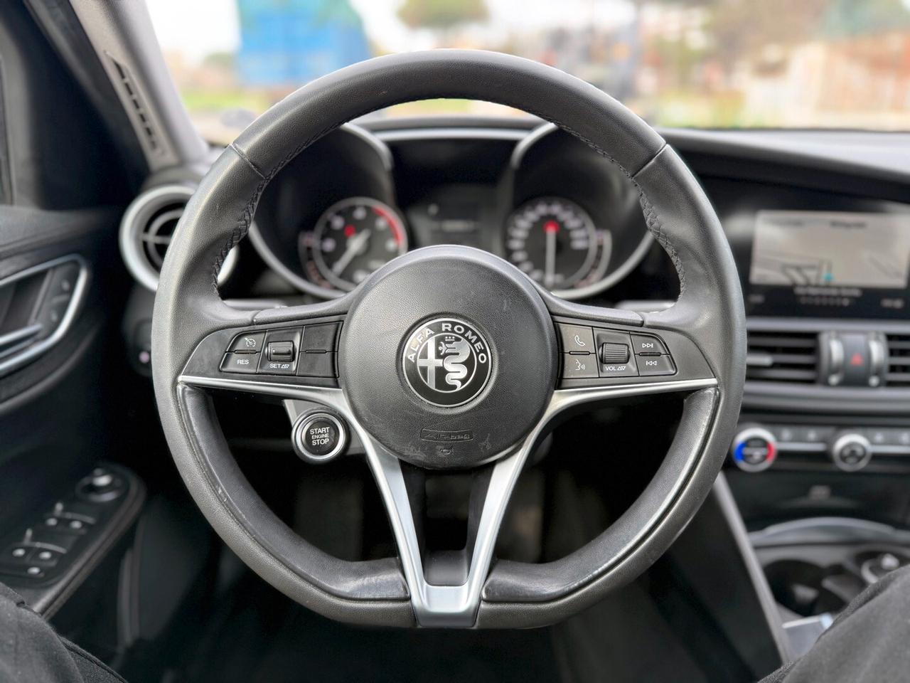 Alfa Romeo Giulia 2.2 Turbodiesel 160cv AT8 Super - 2020 - garanzia rate permute