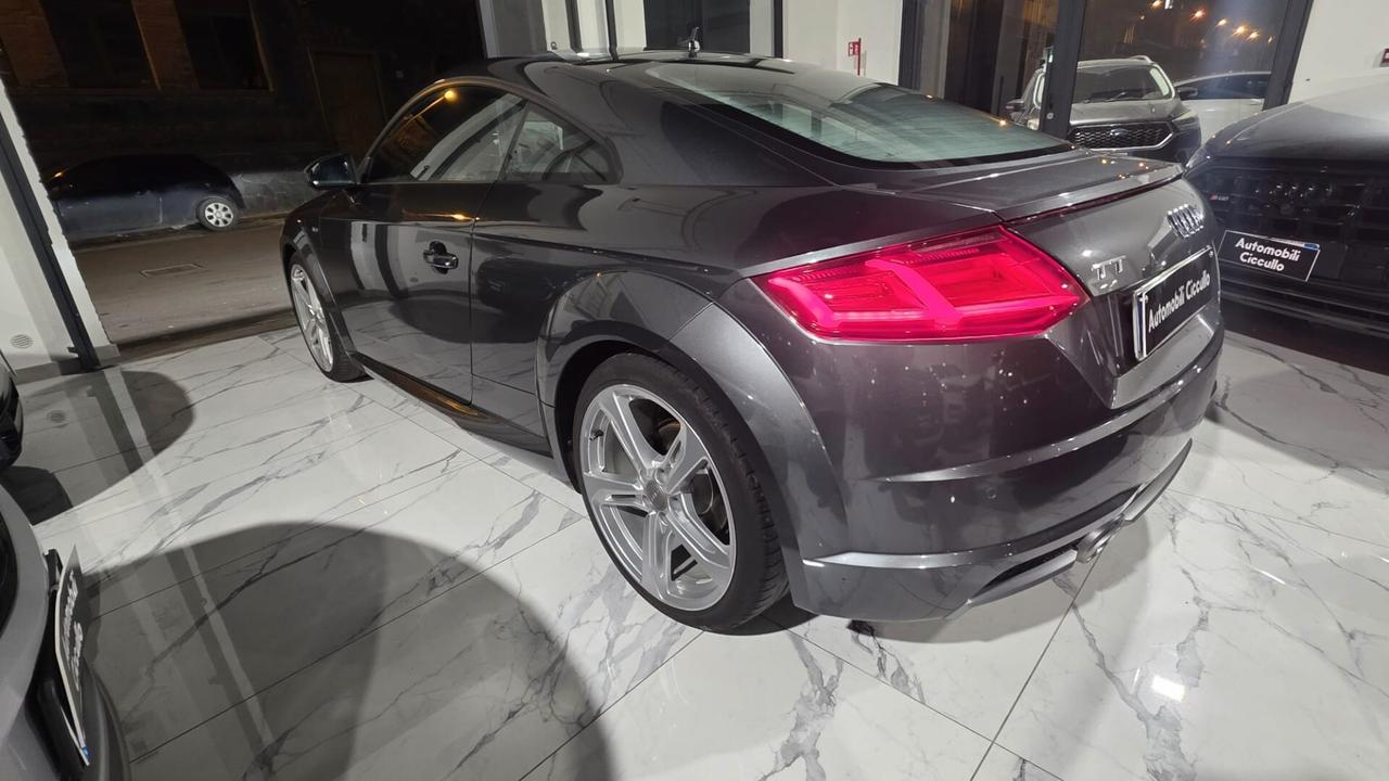 Audi TT Coupé 2.0 TDI ultra S line