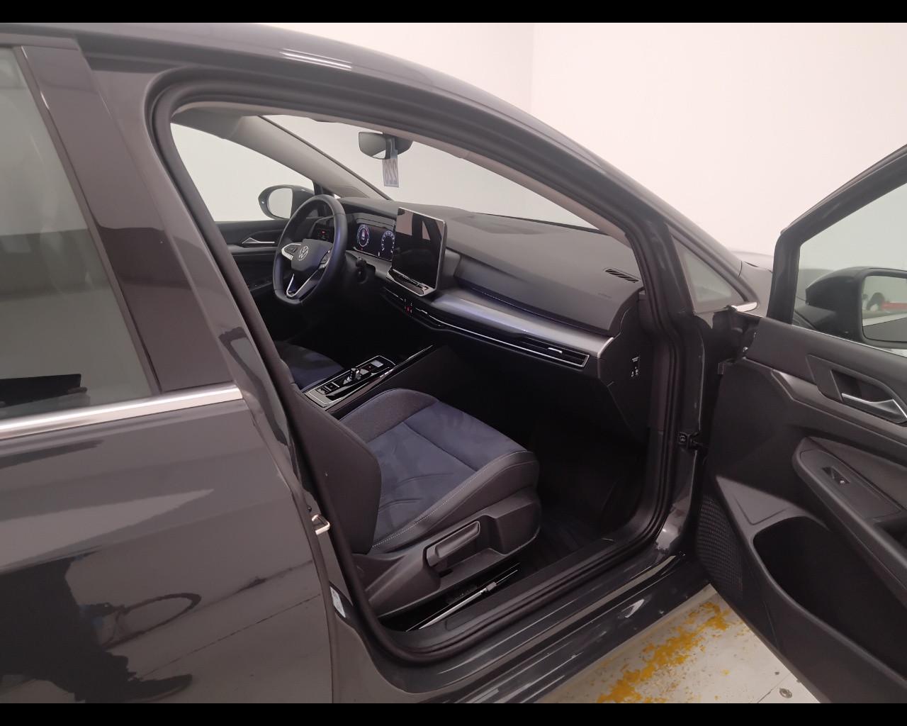 VOLKSWAGEN Golf VIII 2024 - Golf 1.5 tsi ehybrid Style 204cv dsg