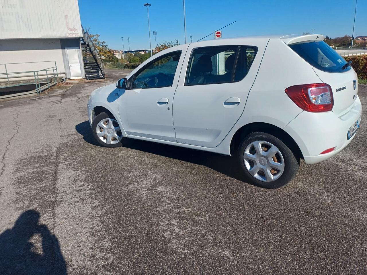 Dacia Sandero 1.5 dCi 8V 75CV Lauréate
