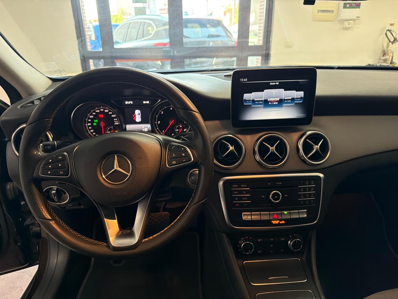 Mercedes-benz GLA 180 d Automatic Sport