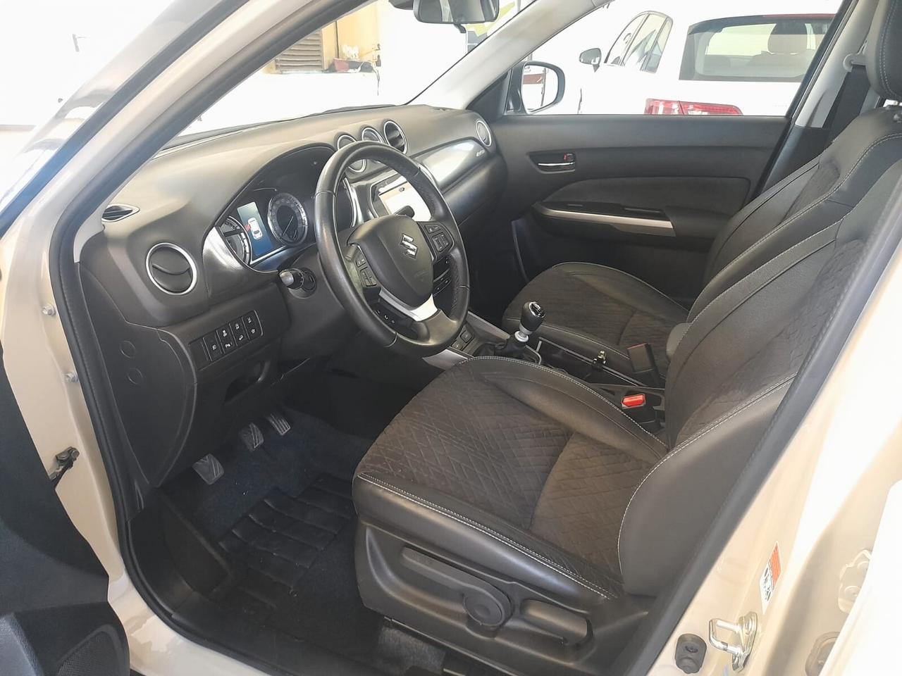 Suzuki Vitara 1.4 Hybrid 4WD AllGrip Top