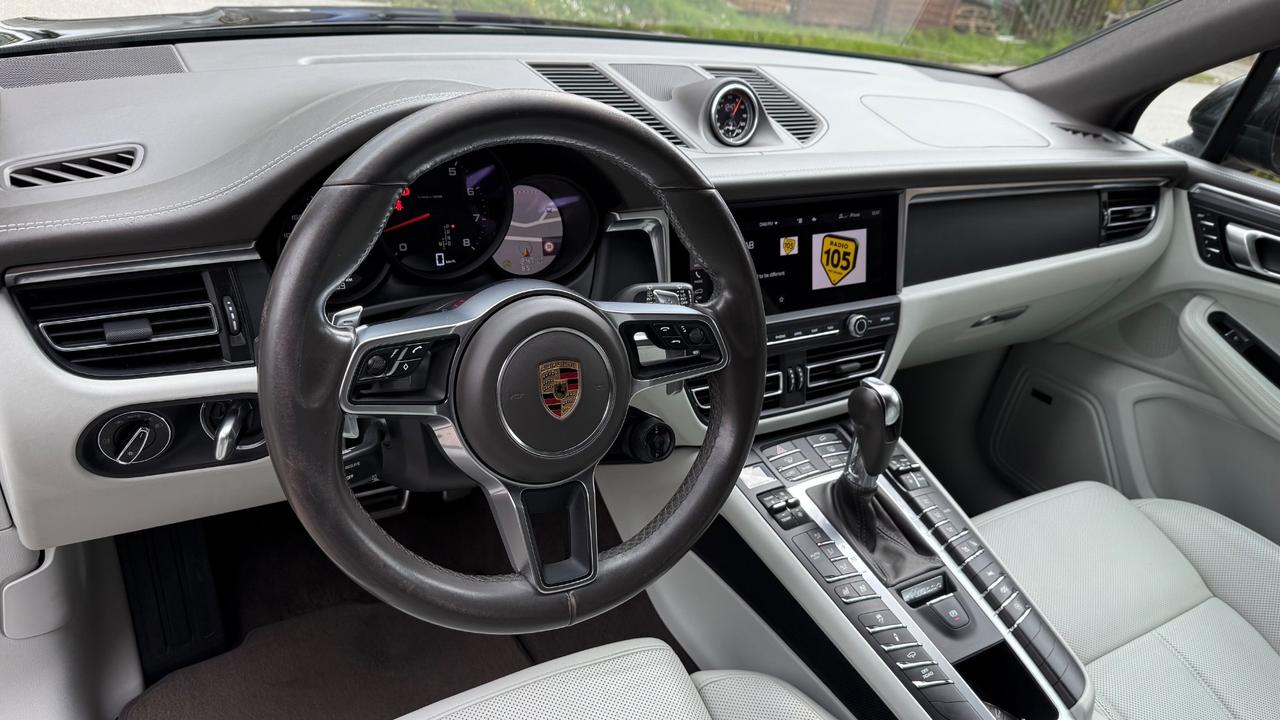 Porsche Macan 2.0 245cv. IPER FULL