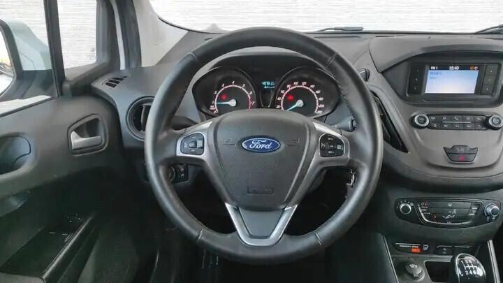Ford Tourneo Courier 1.0 ECOBOOST