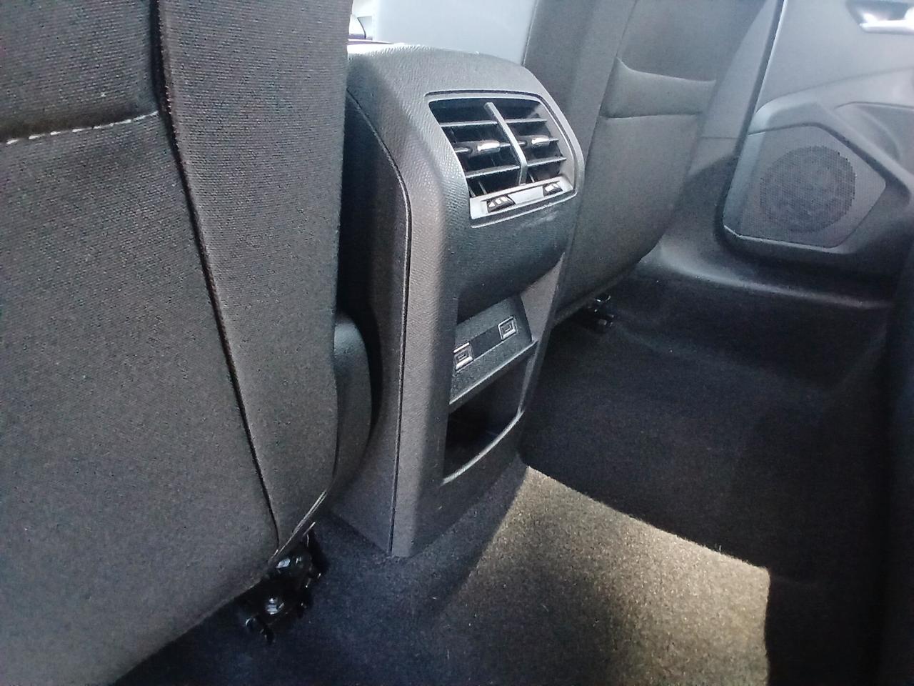 Peugeot 408 Hybrid 136 e-DCS6 Allure