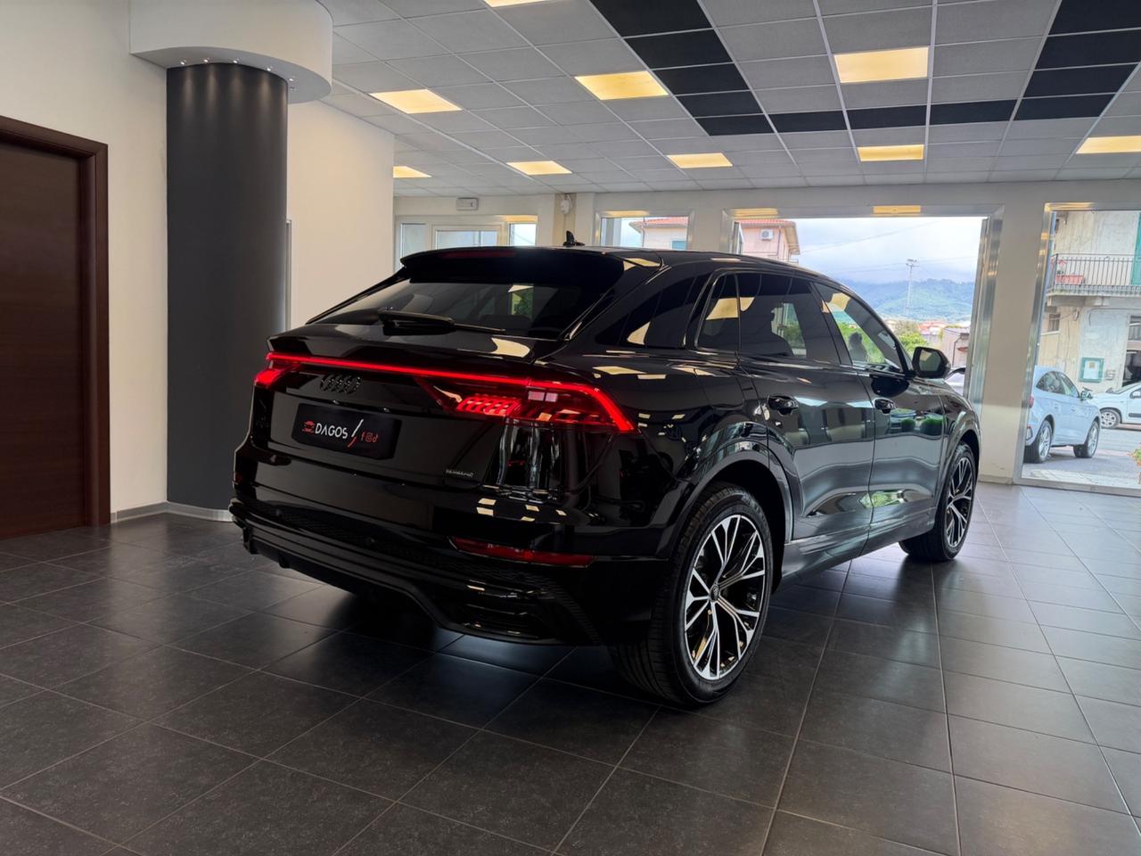 Audi Q8 50 TDI 286 CV quattro S LINE