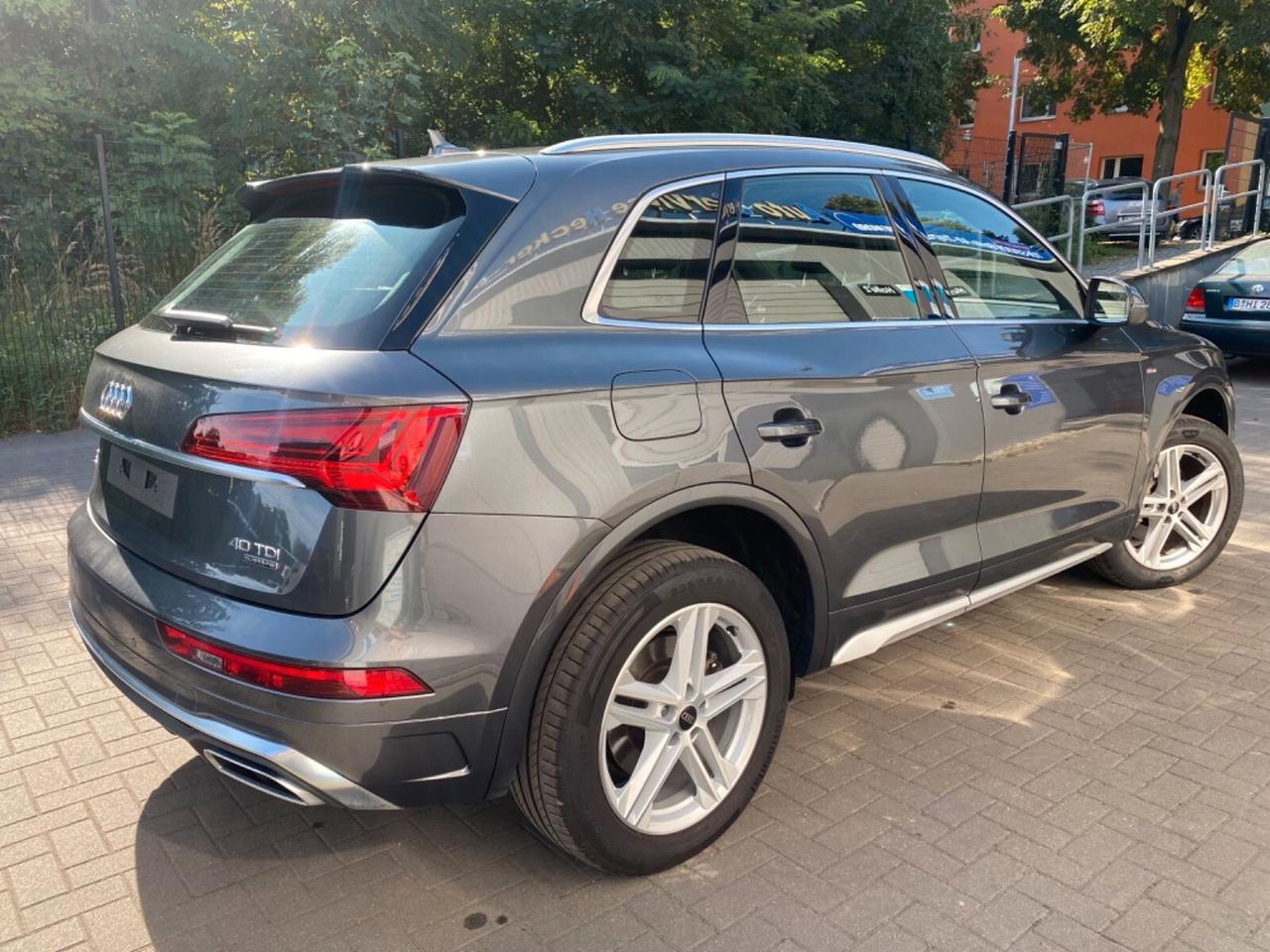 Audi Q5 40 2.0 tdi S line quattro