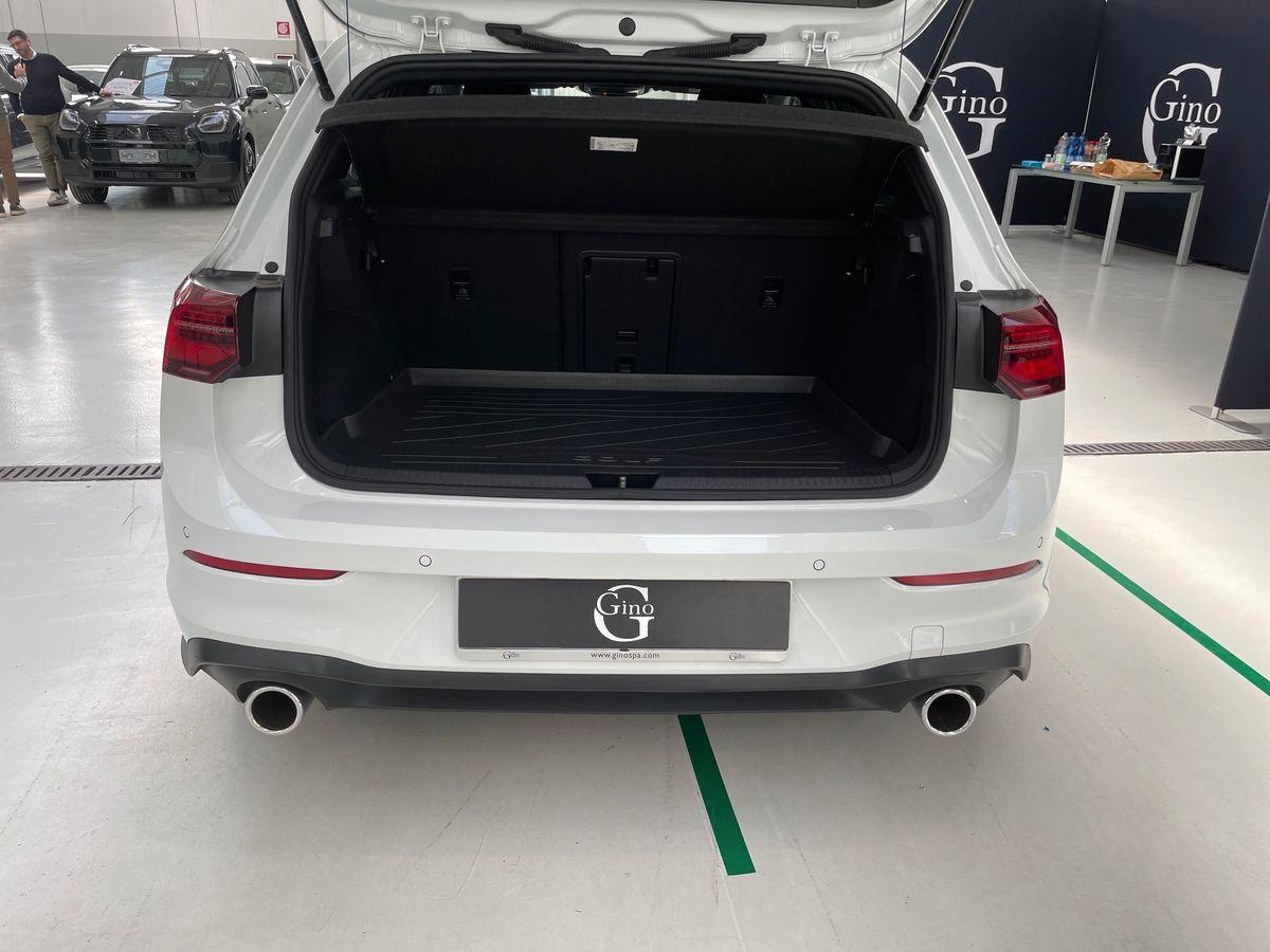 VOLKSWAGEN Golf VIII 2020 - Golf 2.0 tsi GTI 245cv