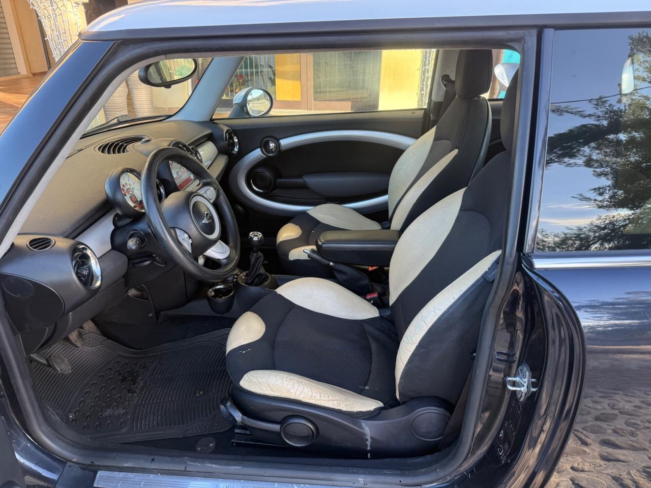 Mini 1.6 16V Cooper D