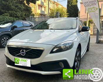 VOLVO V40 Cross Country D2 1.6 Powershift Summum
