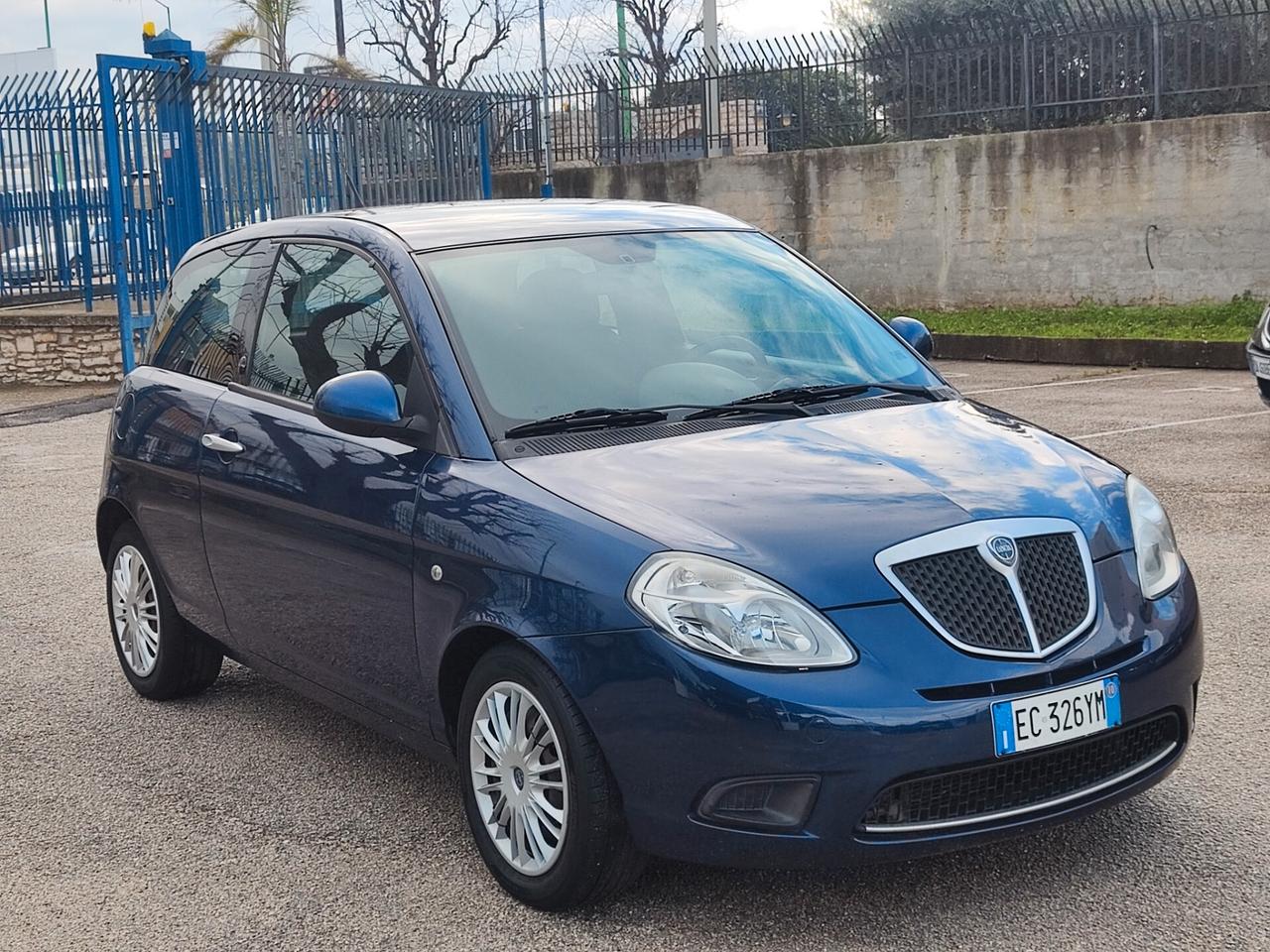 Lancia Ypsilon 1.4 Elle Ecochic GPL del 2010