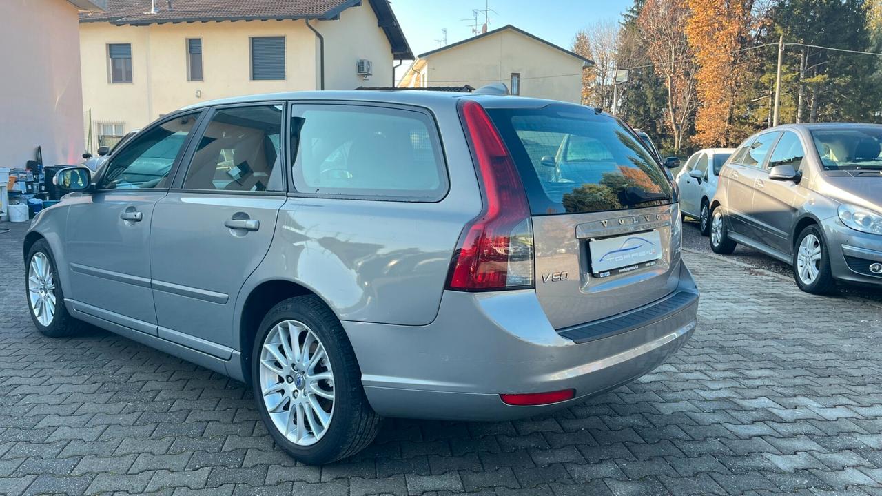 Volvo V50 2.0 D cat Summum