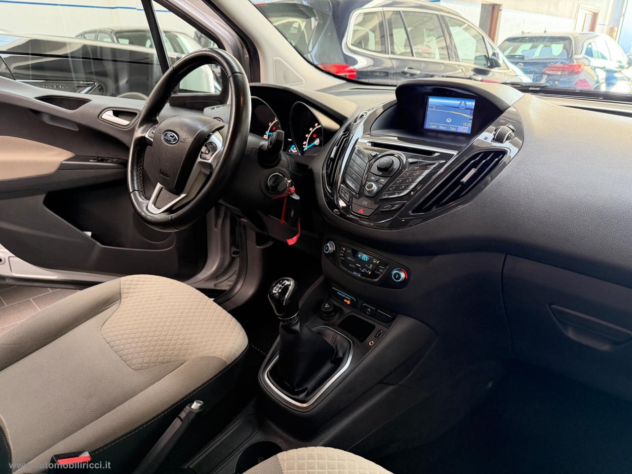 FORD Tourneo Courier 1.0 EcoBoost 100 CV TITANIUM