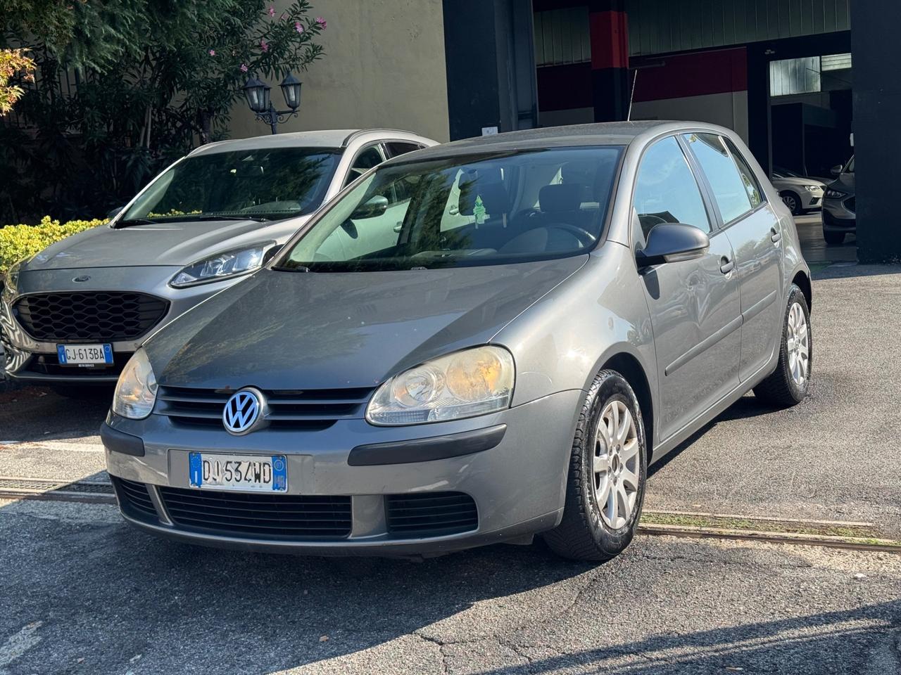 Volkswagen Golf 1.6 5p. Comfortline