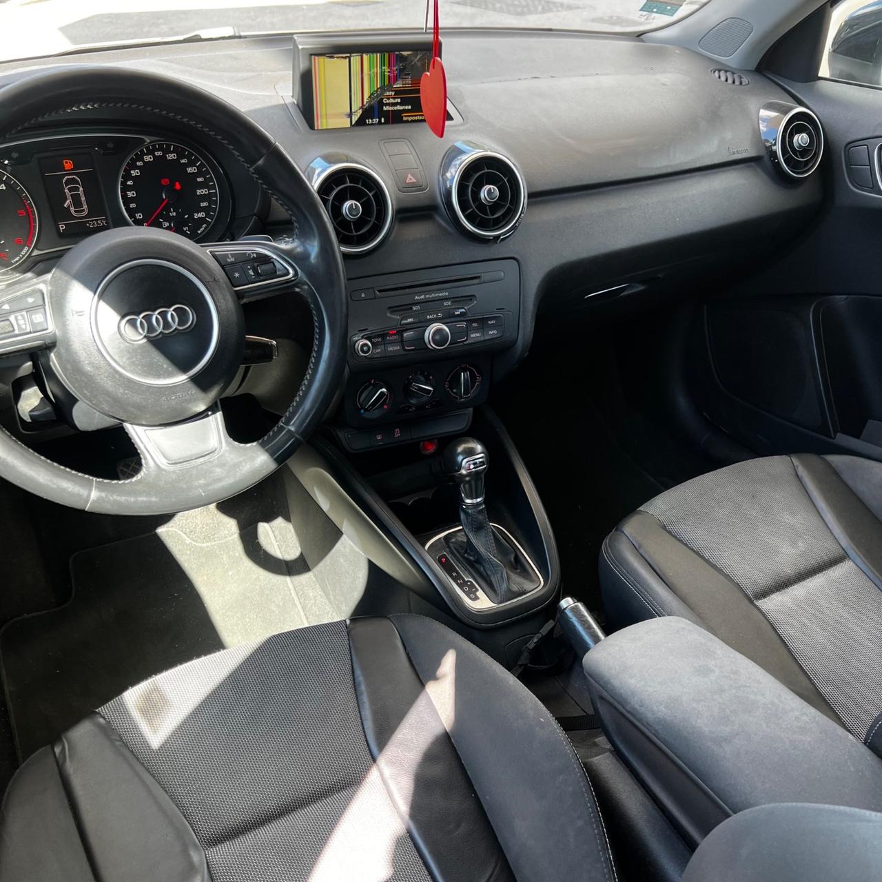 AUDI A1 Sportback 1.6 TDI AUTOMATICA S-line, 02/2014