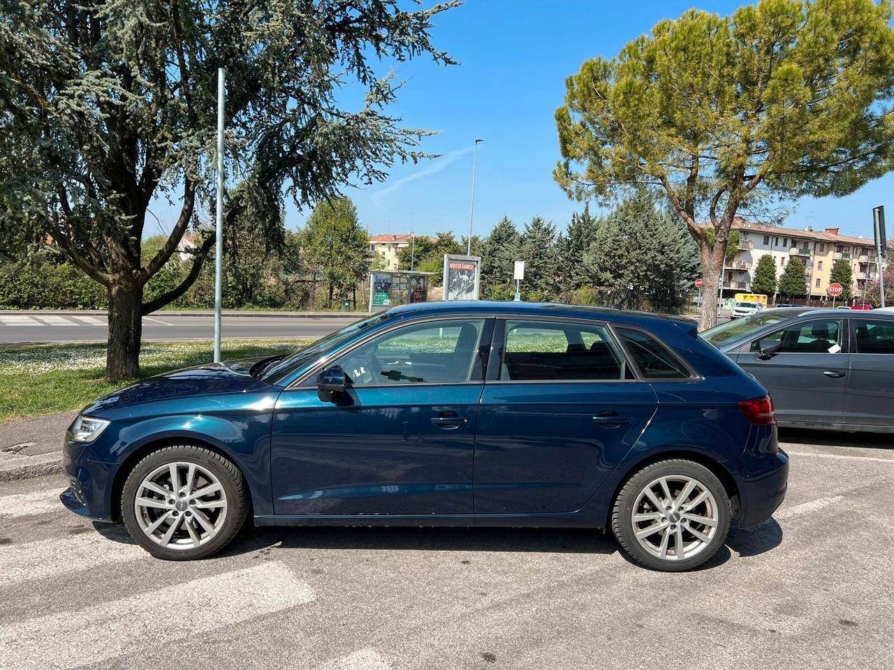 Audi A3 Sedan 35 TDI S tronic Business
