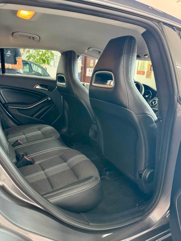 Mercedes Classe CLA 180 d Sport auto FL