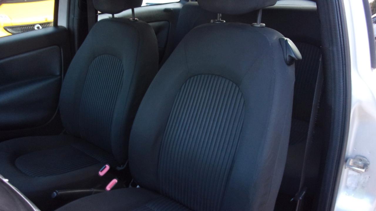 Lancia Ypsilon 1.2 New Oro