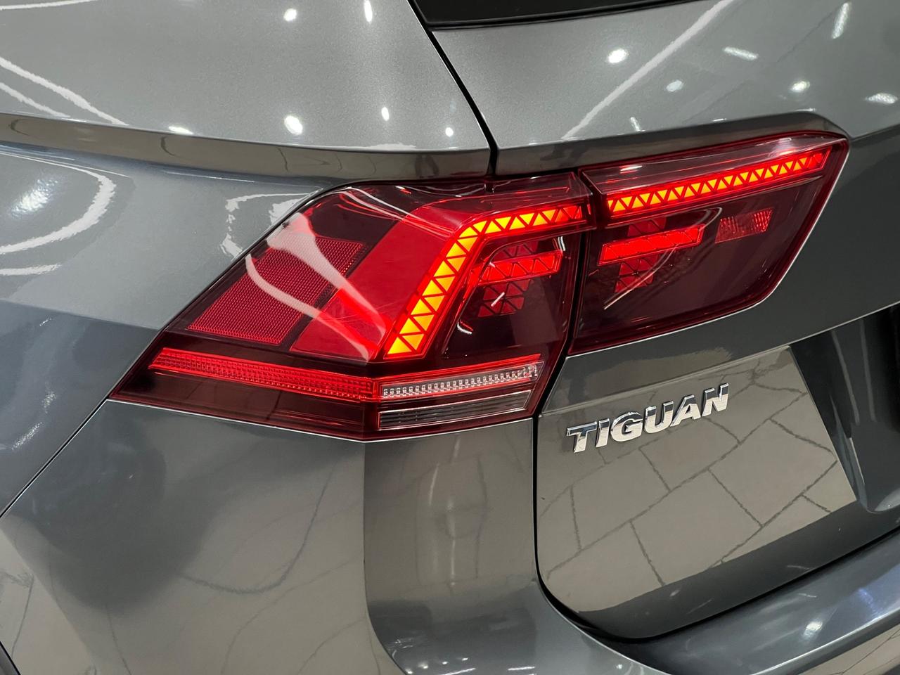 Volkswagen Tiguan 2.0 TDI SCR DSG R-Line